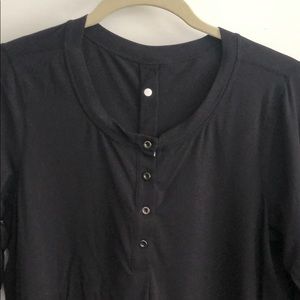 Lululemon long sleeve tunic w reflective detail